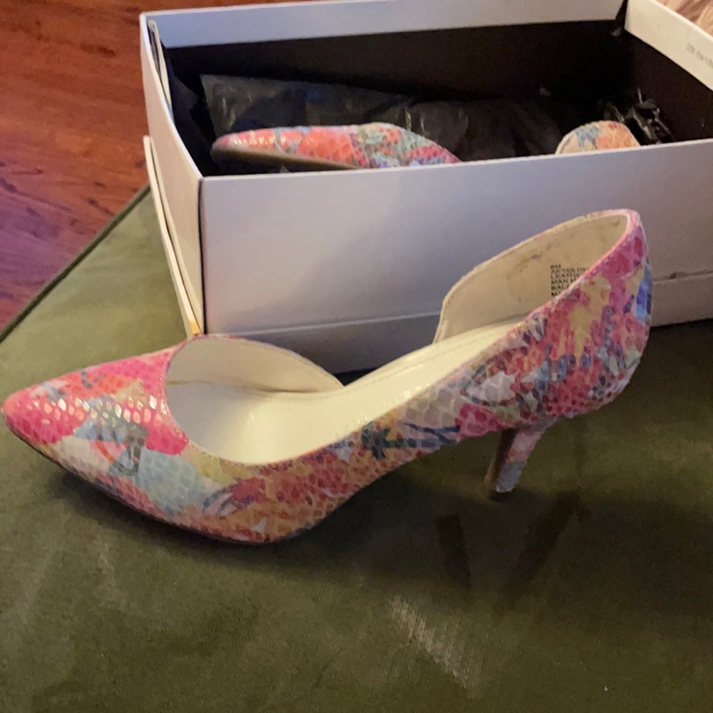 Anne Klein pump multicolor